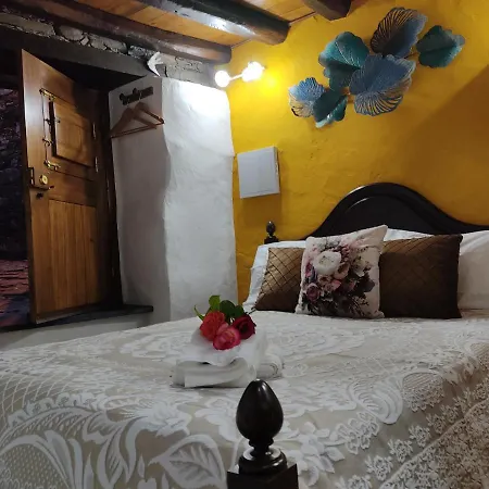 Montanhas Do Xisto - Casa Do Portal Feriehus Lousã