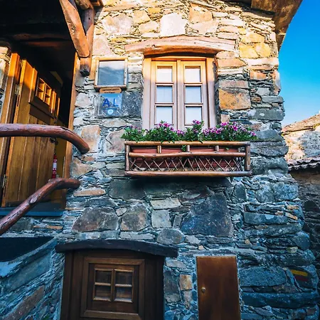 Casa de Férias Montanhas Do Xisto - Casa Do Portal